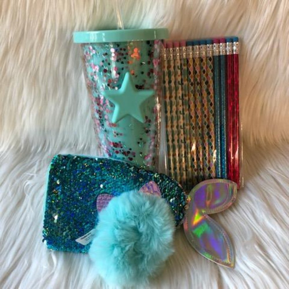 Turquoise Themed Girls Accessories Set